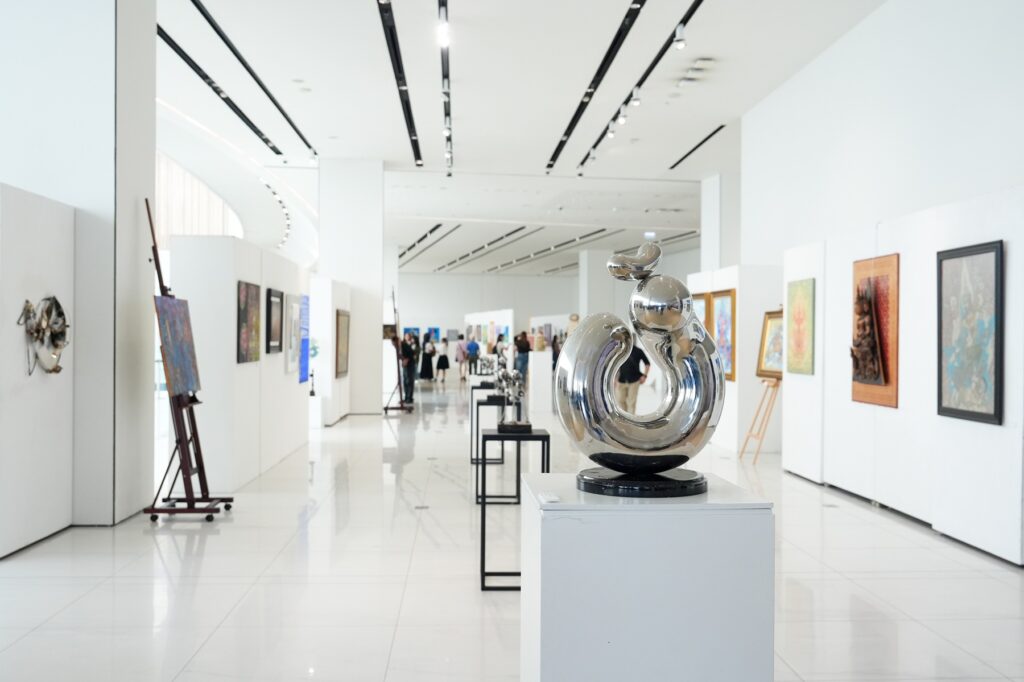 ไอคอนสยาม ชวนถอดรหัส “Art DNA” เปิดโลกความคิดของศิลปินไทยจากรุ่นสู่รุ่น ในงาน ART DNA HUB“ ถอดรหัสศิลปะ – ถ่ายทอดข้ามรุ่น – สร้างคน – สร้างนวัตกรรม” Decode Art – Transfer Skills – Develop Talent – Drive Innovation